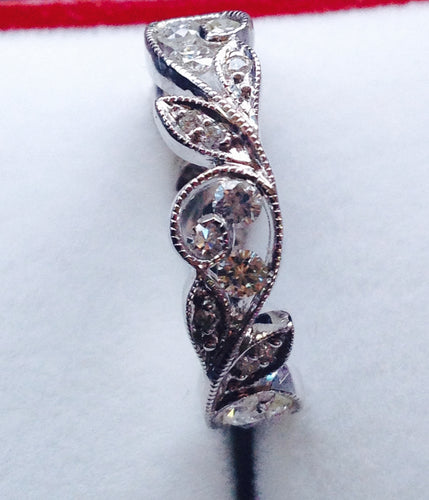 Flower Diamond Band