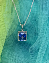 Load image into Gallery viewer, Royal Blue Spinel Pendant