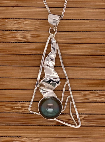 Dark Pearl Pendant